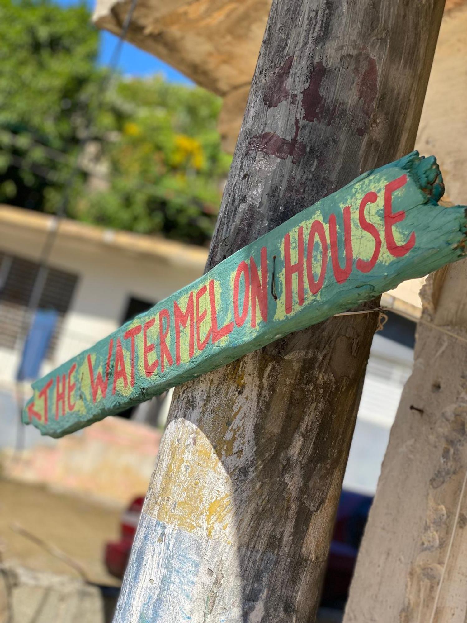 Hostel Watermelon House Samana Exterior photo